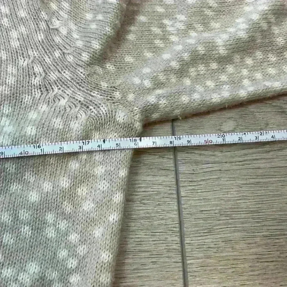 Old Navy Tan & White Polka Dot Cardigan Size Small - Picture 8 of 8